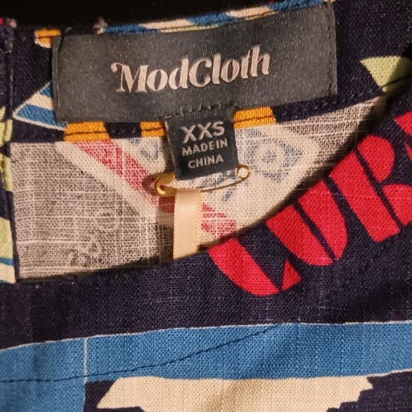 NEW ModCloth Delightful Demeanor Short Sleeve Linen Blend Blouse Size XXS Navy V - Picture 10 of 16